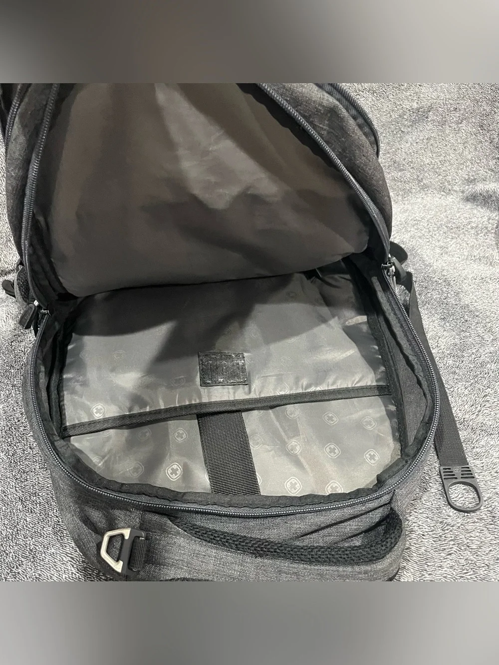 Swissgear Cecil laptop Backpack in heather gray